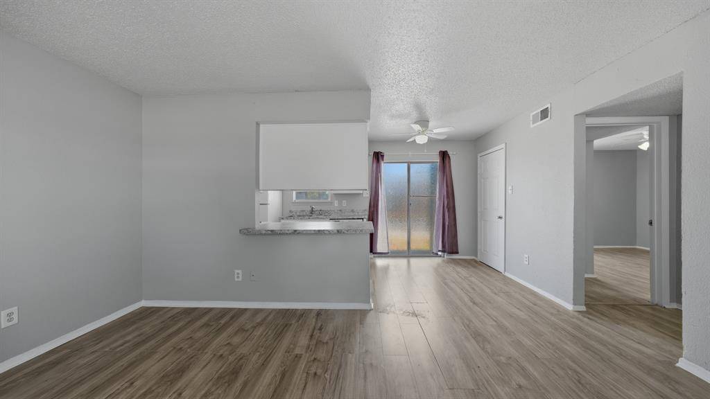 1601 Mary K Lane, White Settlement, TX 76108