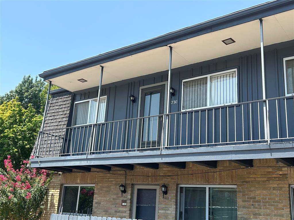 5014 Les Chateaux Drive #230, Dallas, TX 75235