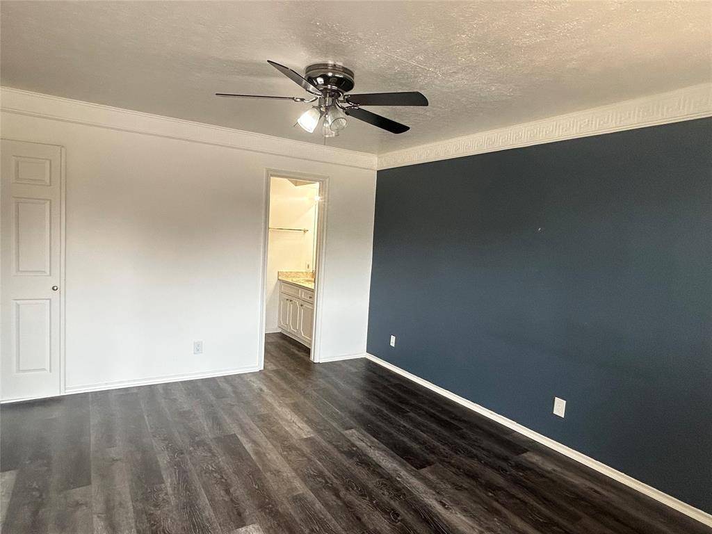 5014 Les Chateaux Drive #230, Dallas, TX 75235