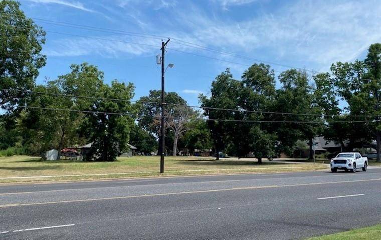 913 E Tyler Street, Athens, TX 75751