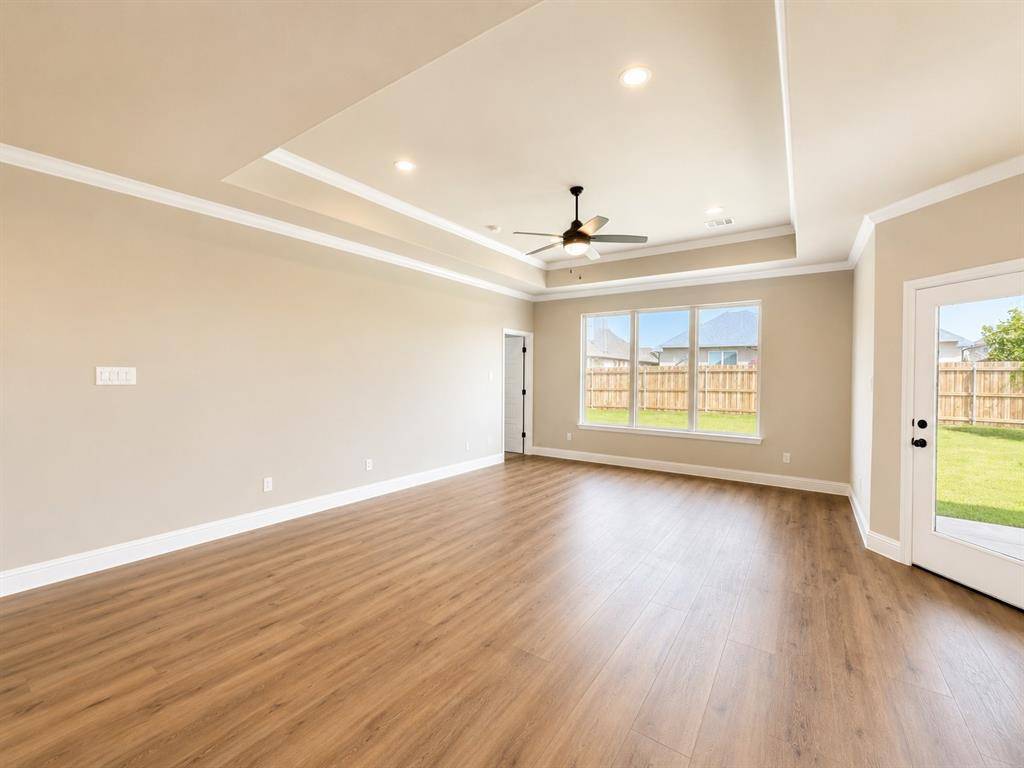 709 Bass Lake Lane, Cleburne, TX 76033