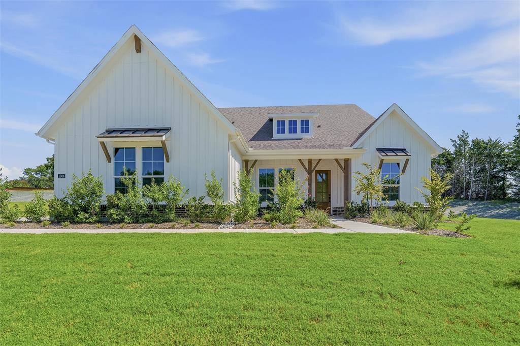 1004 Perrin Lane, Van Alstyne, TX 75495