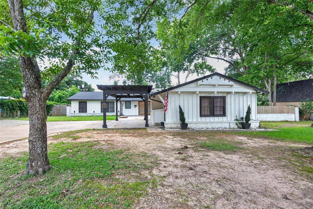 902 Ward Lane, Athens, TX 75751