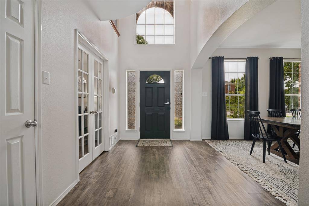 414 Love Bird Lane, Murphy, TX 75094