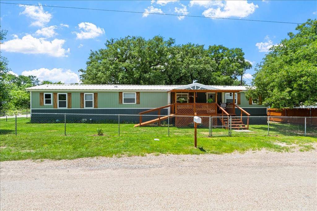 479 Live Oak Loop, Whitney, TX 76692