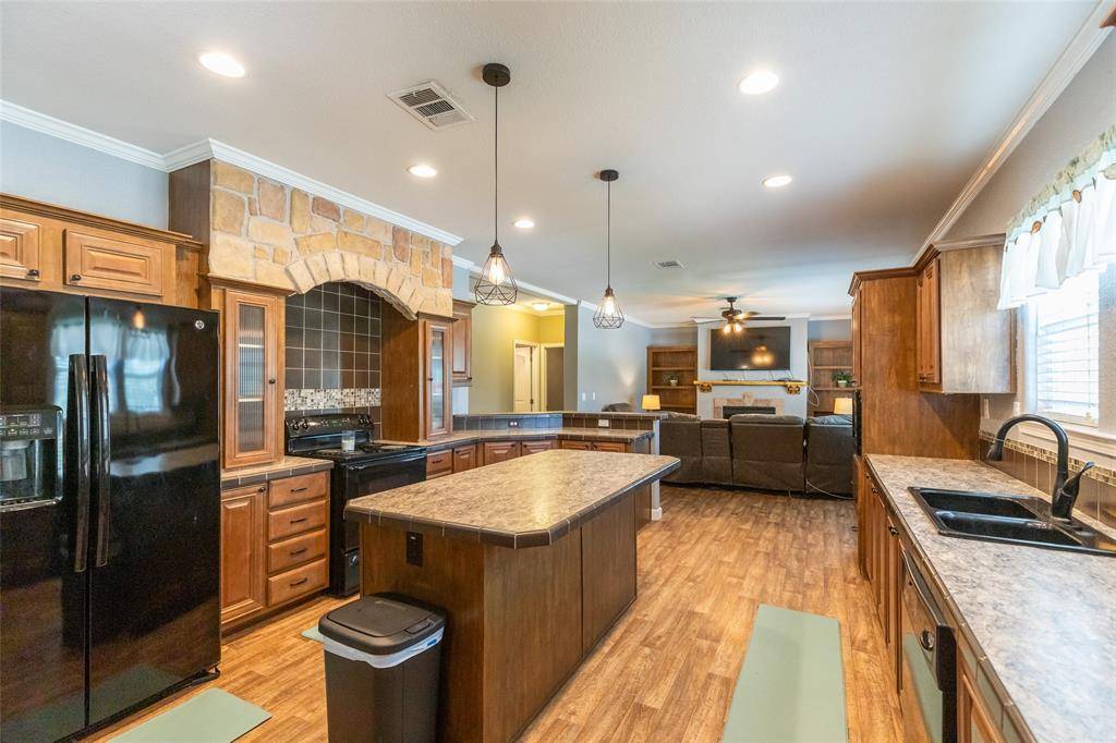 239 County Road 123, Abilene, TX 79601