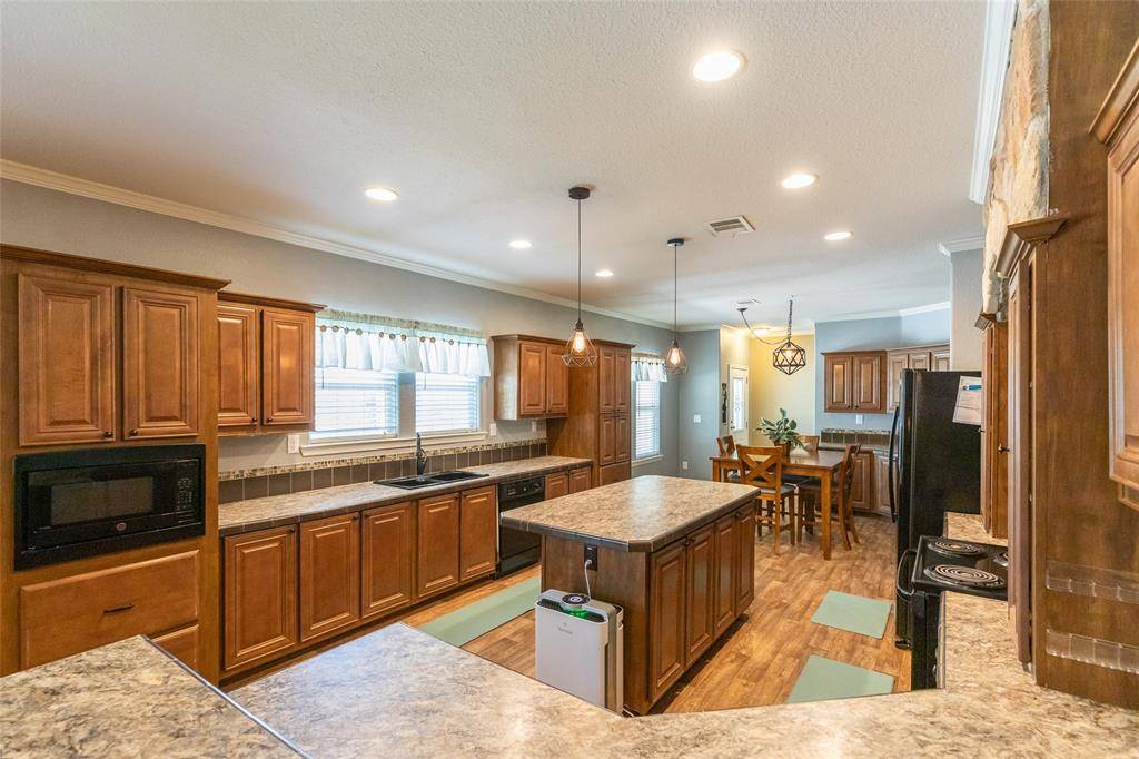 239 County Road 123, Abilene, TX 79601