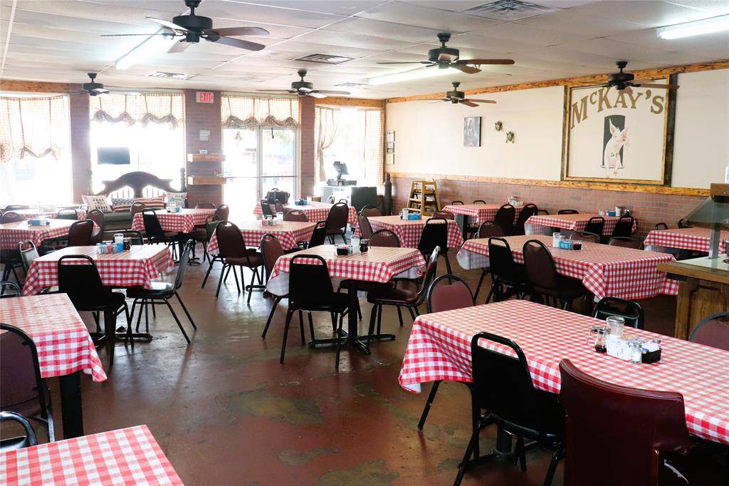 1113 Main Street, Commerce, TX 75428