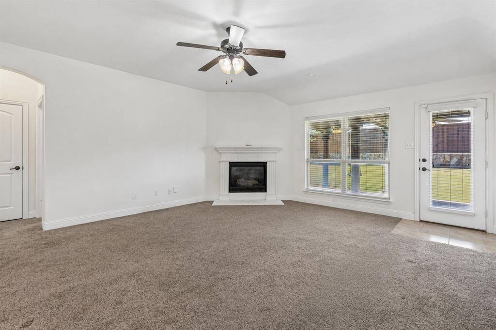 157 Pleasant Hill Lane, Fate, TX 75189