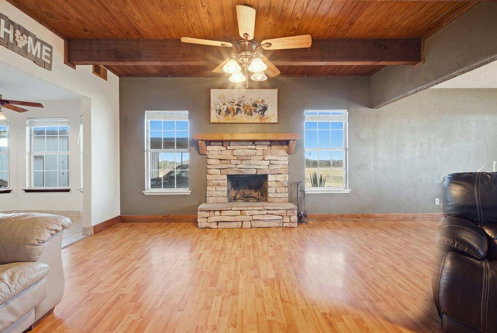 12509 Strittmatter Road, Pilot Point, TX 76258