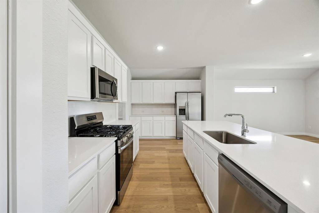 720 Brightstar Drive, Aledo, TX 76008