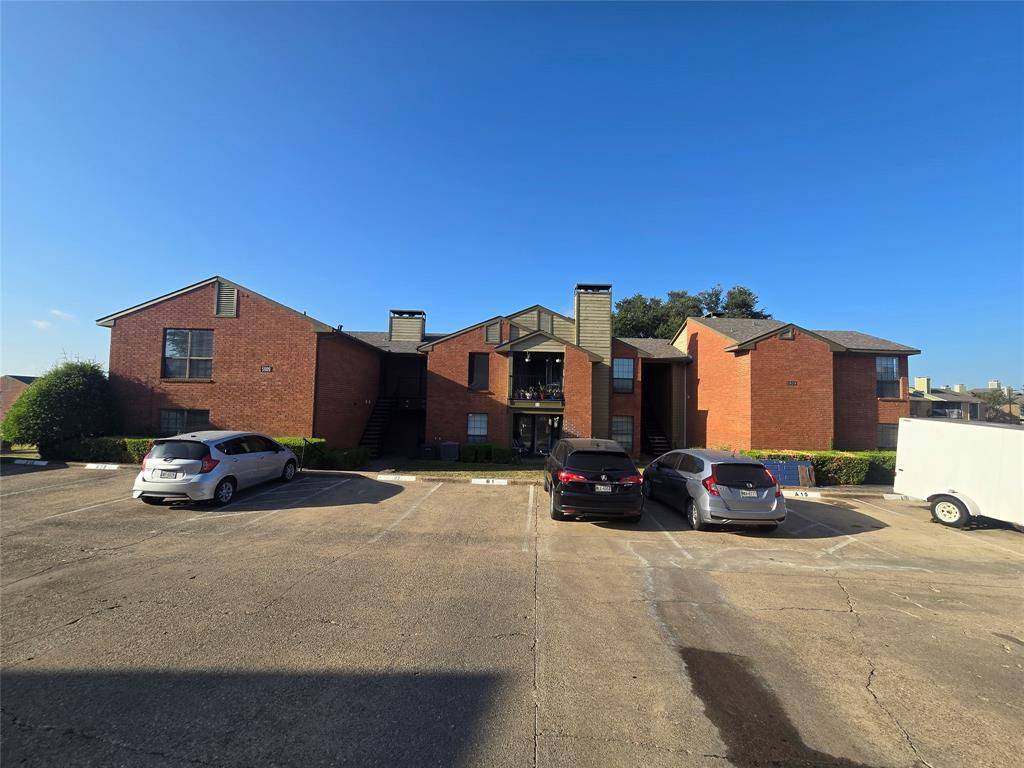 5909 Lake Hubbard Parkway #215, Garland, TX 75043