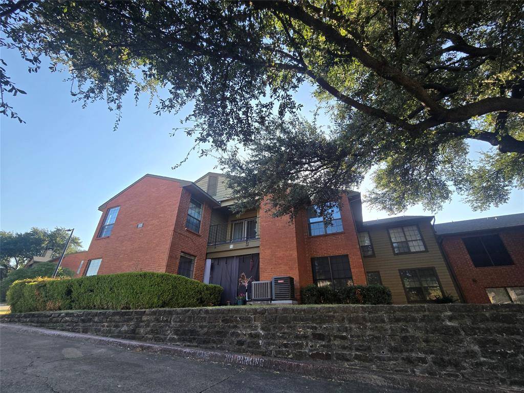 5909 Lake Hubbard Parkway #215, Garland, TX 75043
