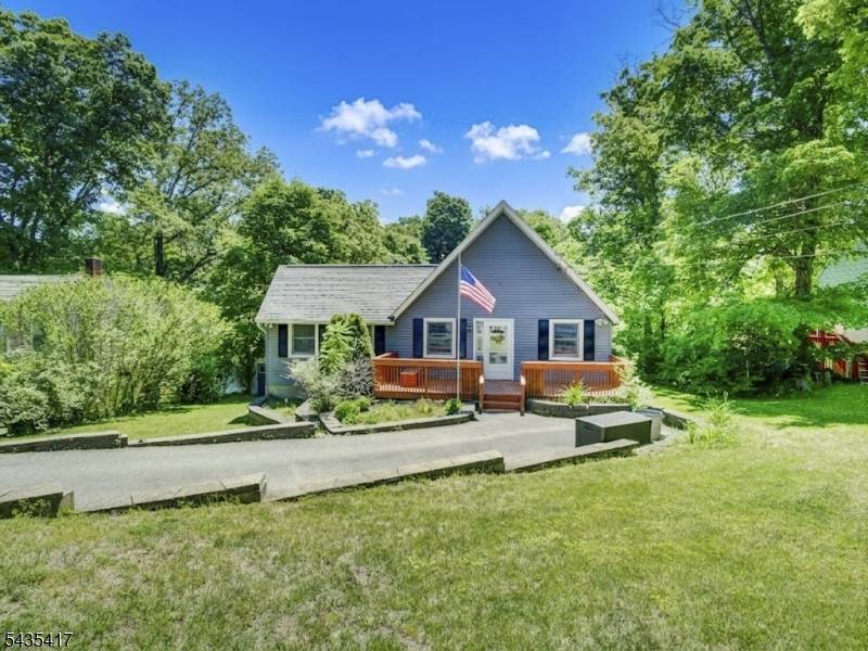 38 Orchard Dr, Vernon Twp., NJ 07462