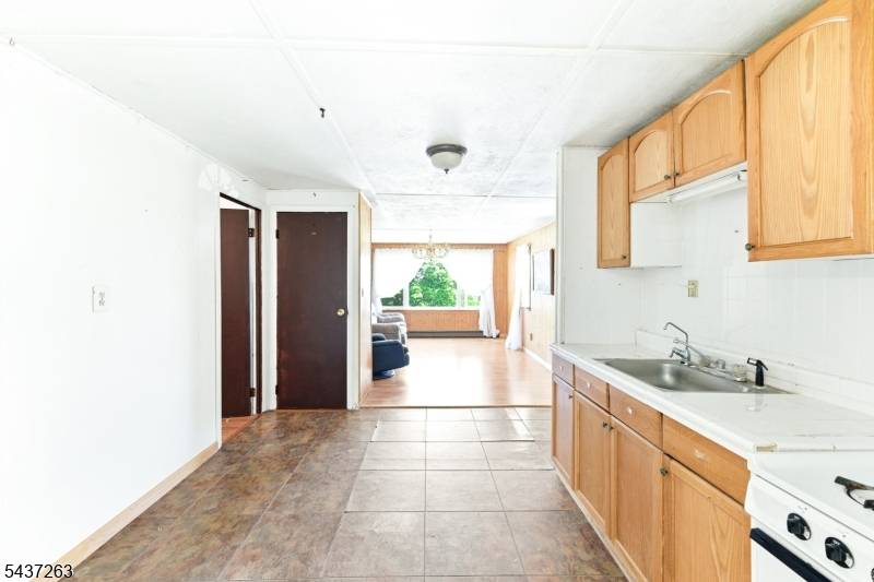 54 Summit Dr, Wantage Twp., NJ 07461
