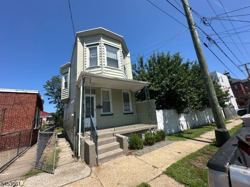 139 S Sussex St, Gloucester City, NJ 08030