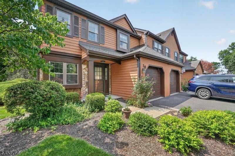 18 Estate Rd, Hillsborough Twp., NJ 08844