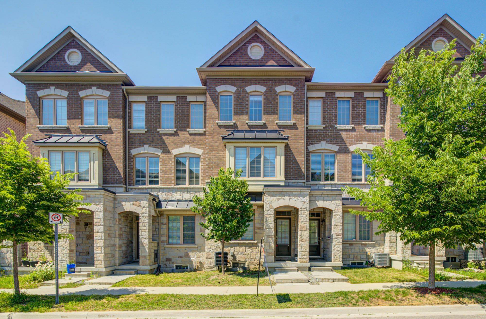 134 Frederick Wilson AVE, Markham, ON L6B 0R1