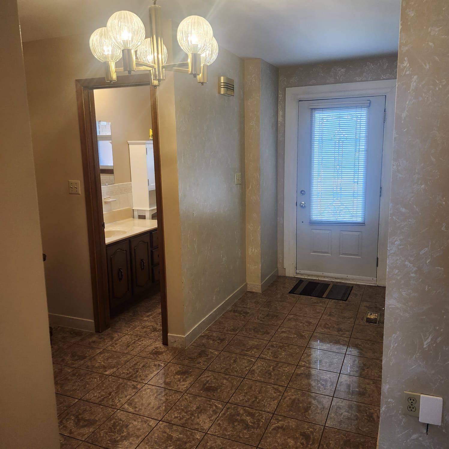 194 Beta ST, Toronto W06, ON M8W 4H6