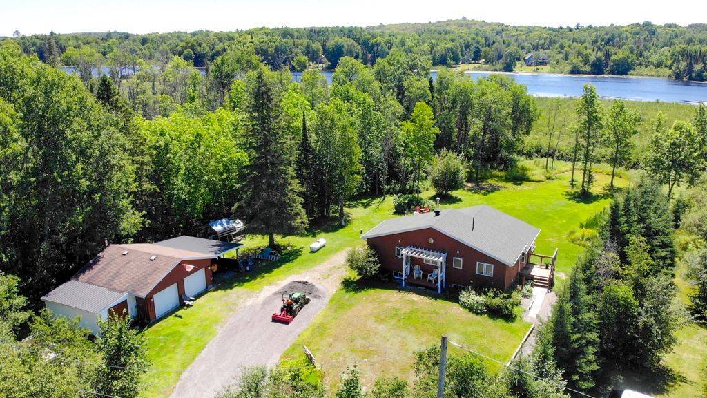 4031 Highway 520 HWY, Magnetawan, ON P0A 1C0