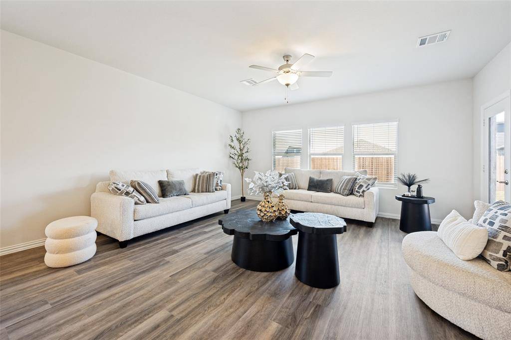 2708 Lopice Lane, Fort Worth, TX 76179