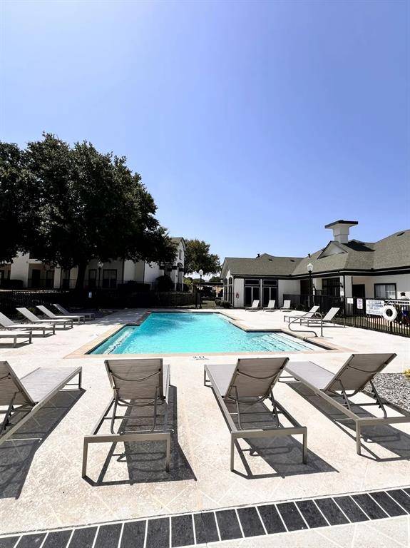 1600 N 9th Street #B1R, Midlothian, TX 76065
