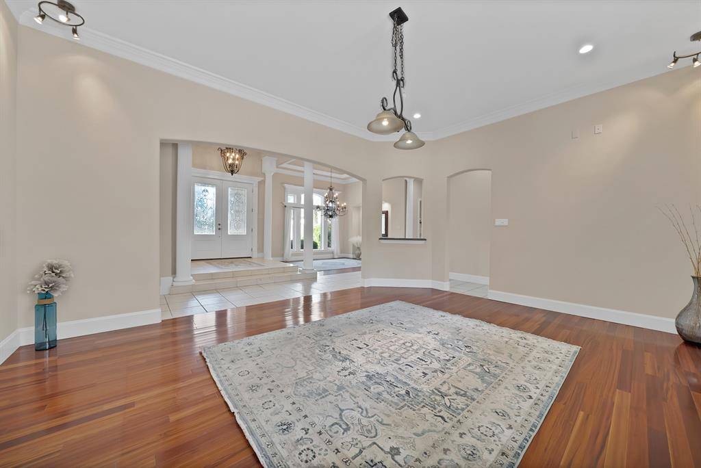 6204 Toscana Circle, Fort Worth, TX 76140