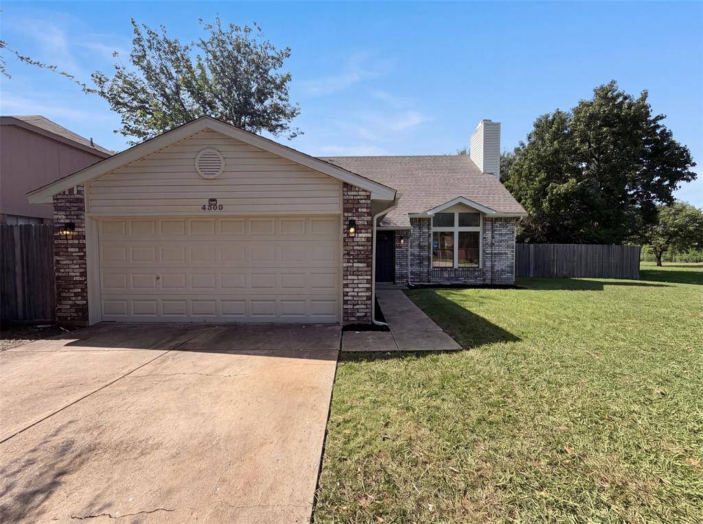 4300 Windwillow Court, Fort Worth, TX 76137