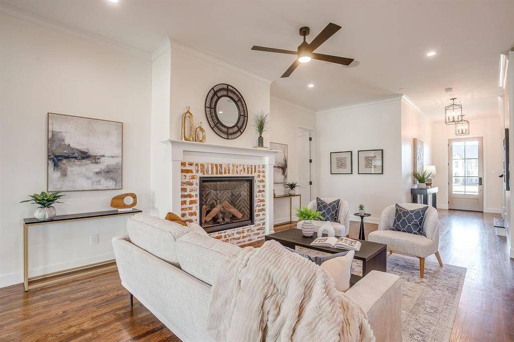 2947 Kosse Court, Grapevine, TX 76051