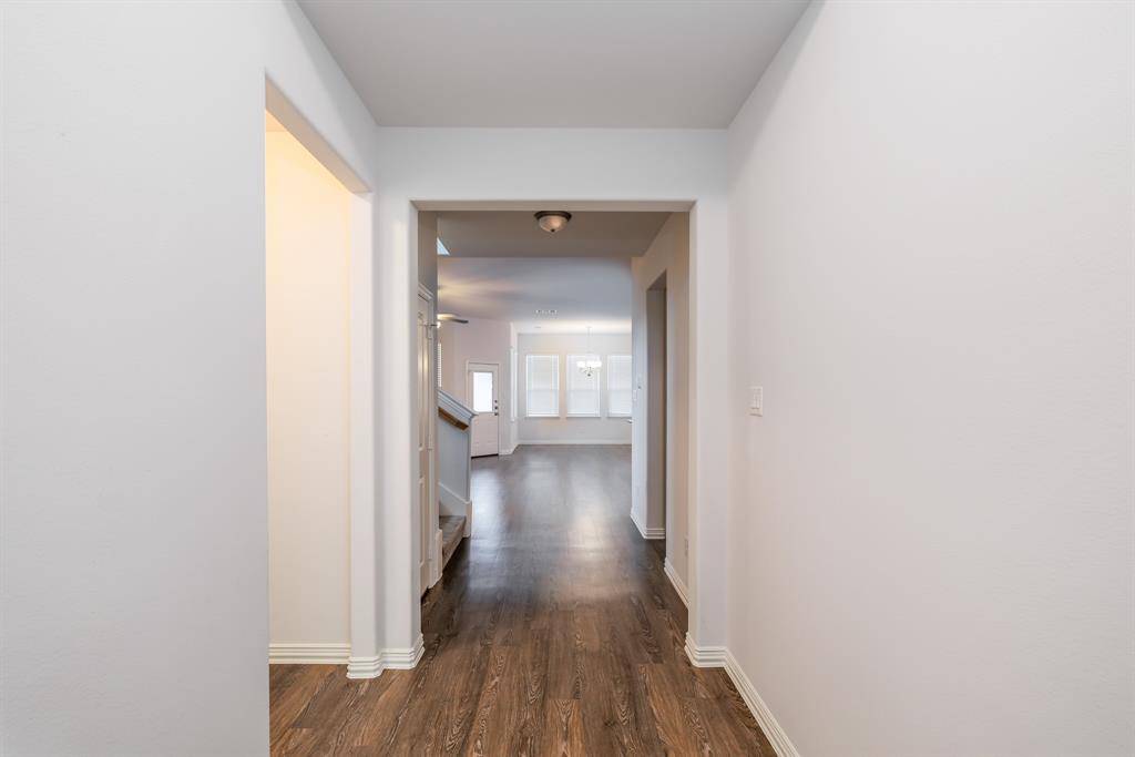 336 Emerald Creek Drive, Fort Worth, TX 76131