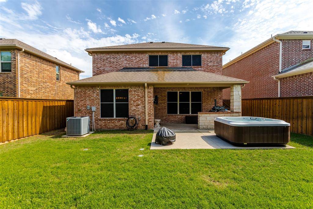 6706 Windward View Drive, Rowlett, TX 75088