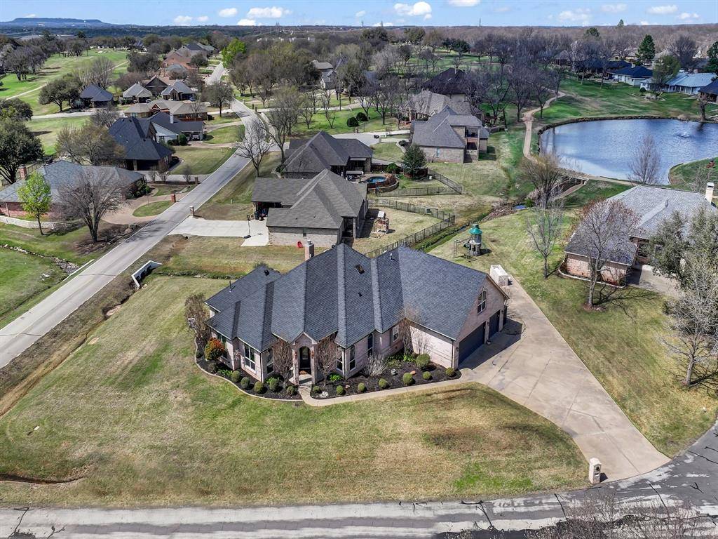 6000 Justine Court, Granbury, TX 76049