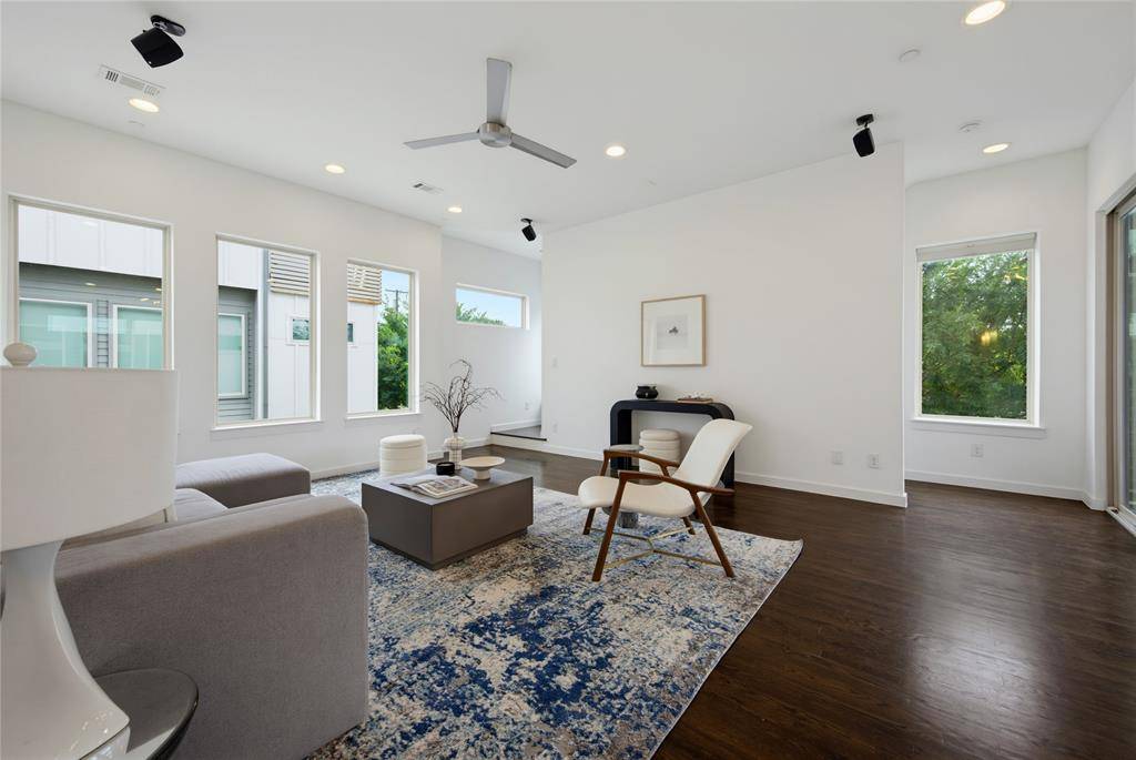 1915 Summit Avenue #1, Dallas, TX 75206