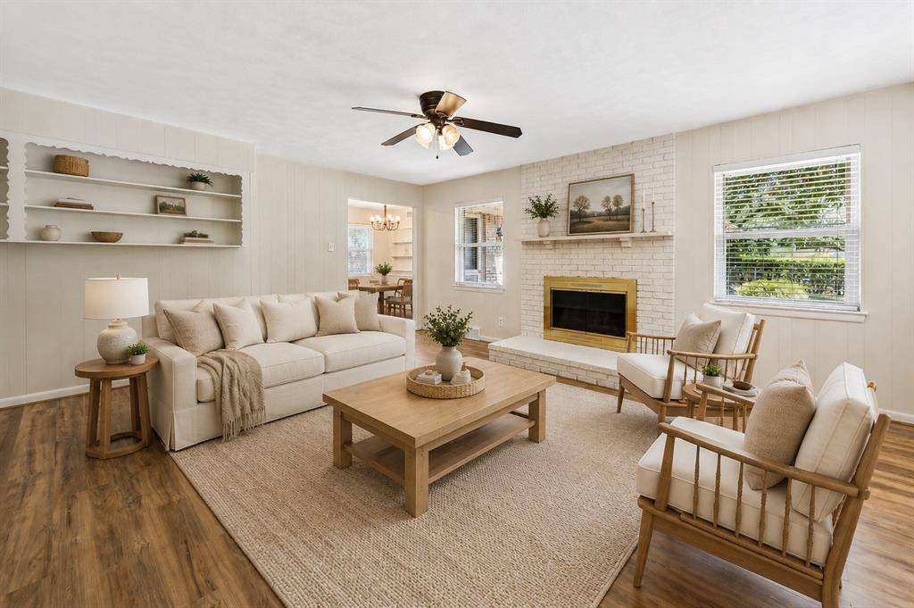 6147 Woodcrest Lane, Dallas, TX 75214