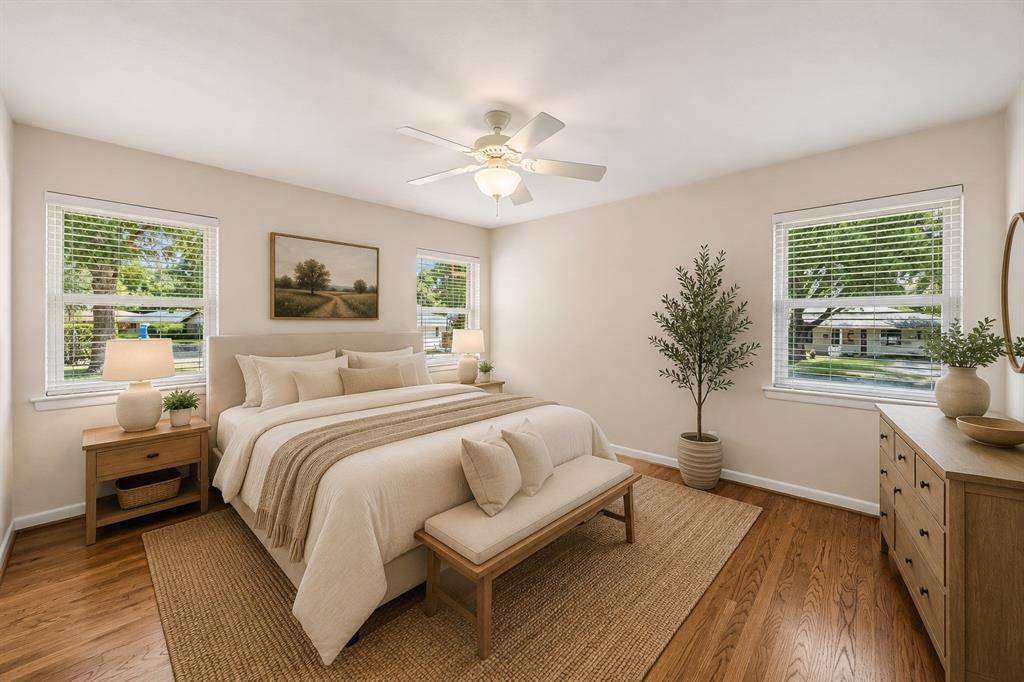 6147 Woodcrest Lane, Dallas, TX 75214