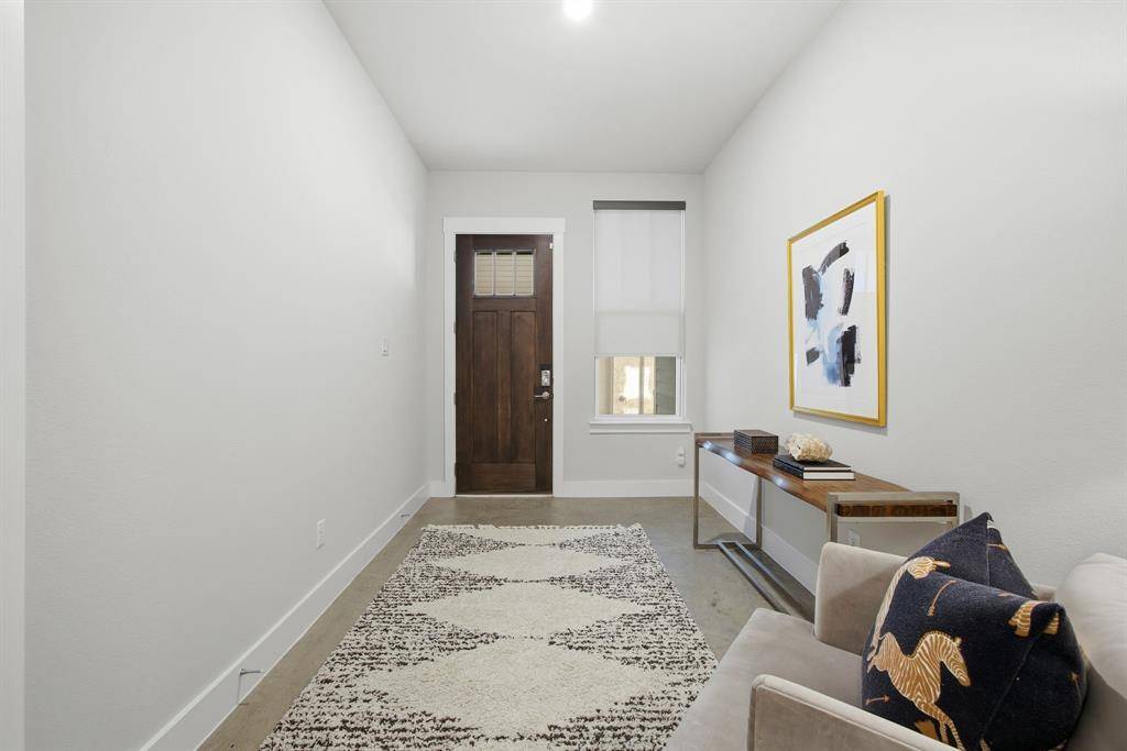 625 N Tyler Street #402, Dallas, TX 75208