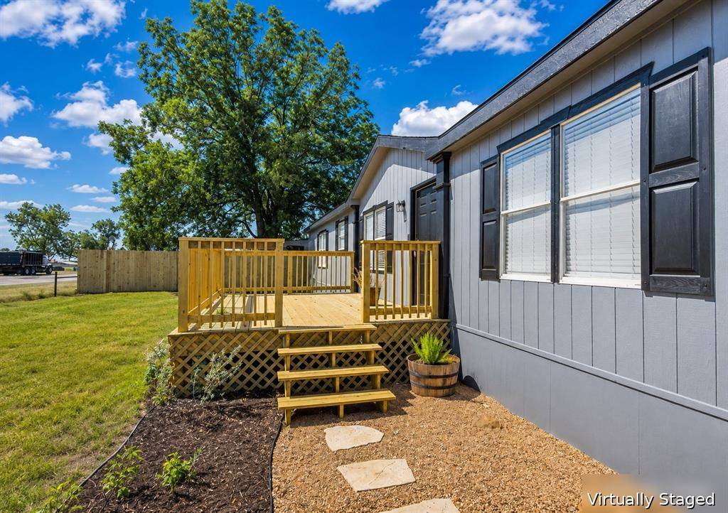 18327 Gholson Road, Waco, TX 76705