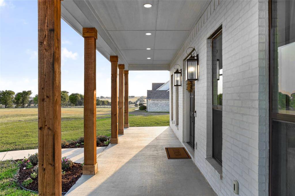 10978 Gregory Road, Sanger, TX 76266