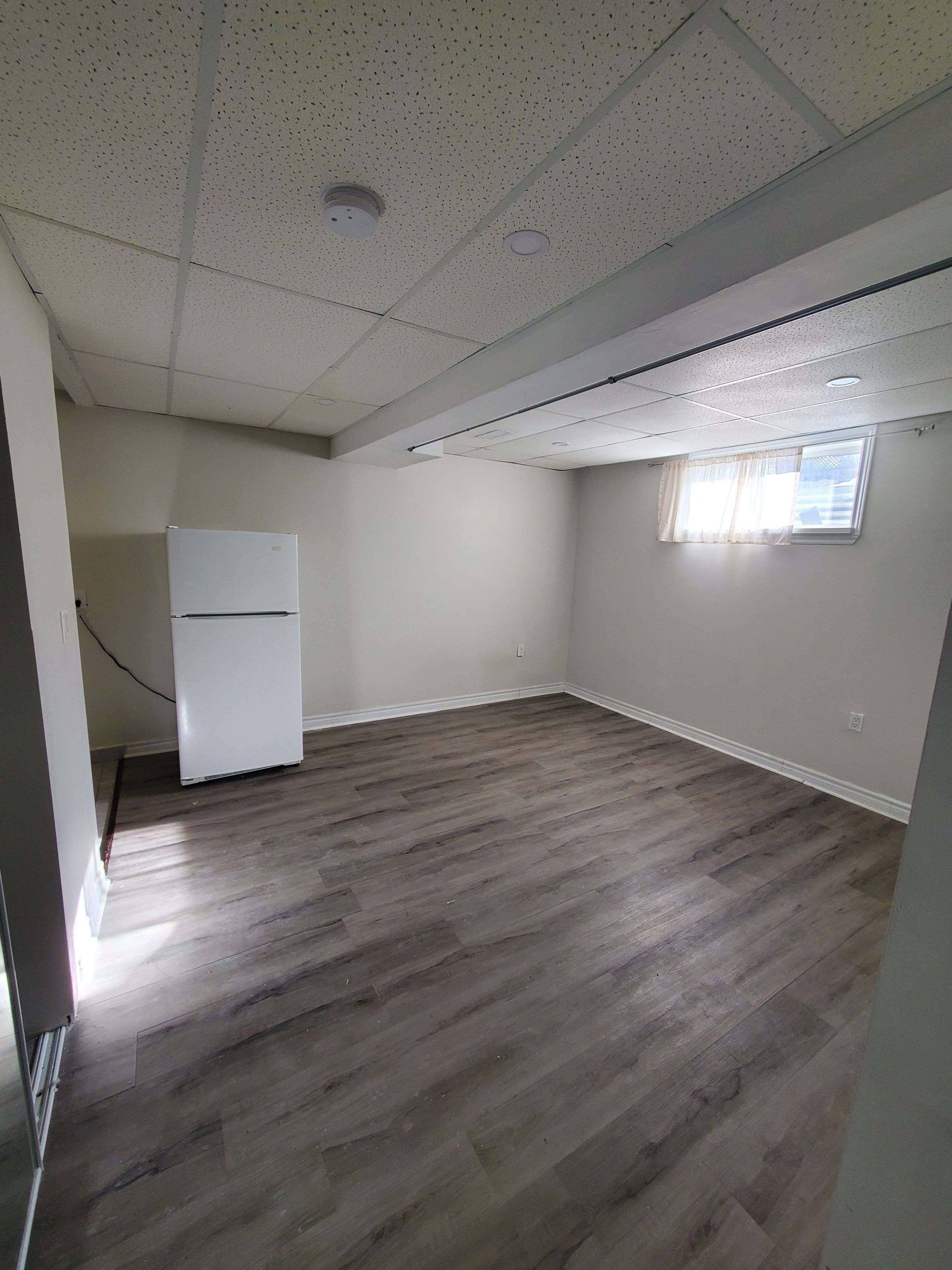 369 Georgian DR #3, Barrie, ON L4M 7A2
