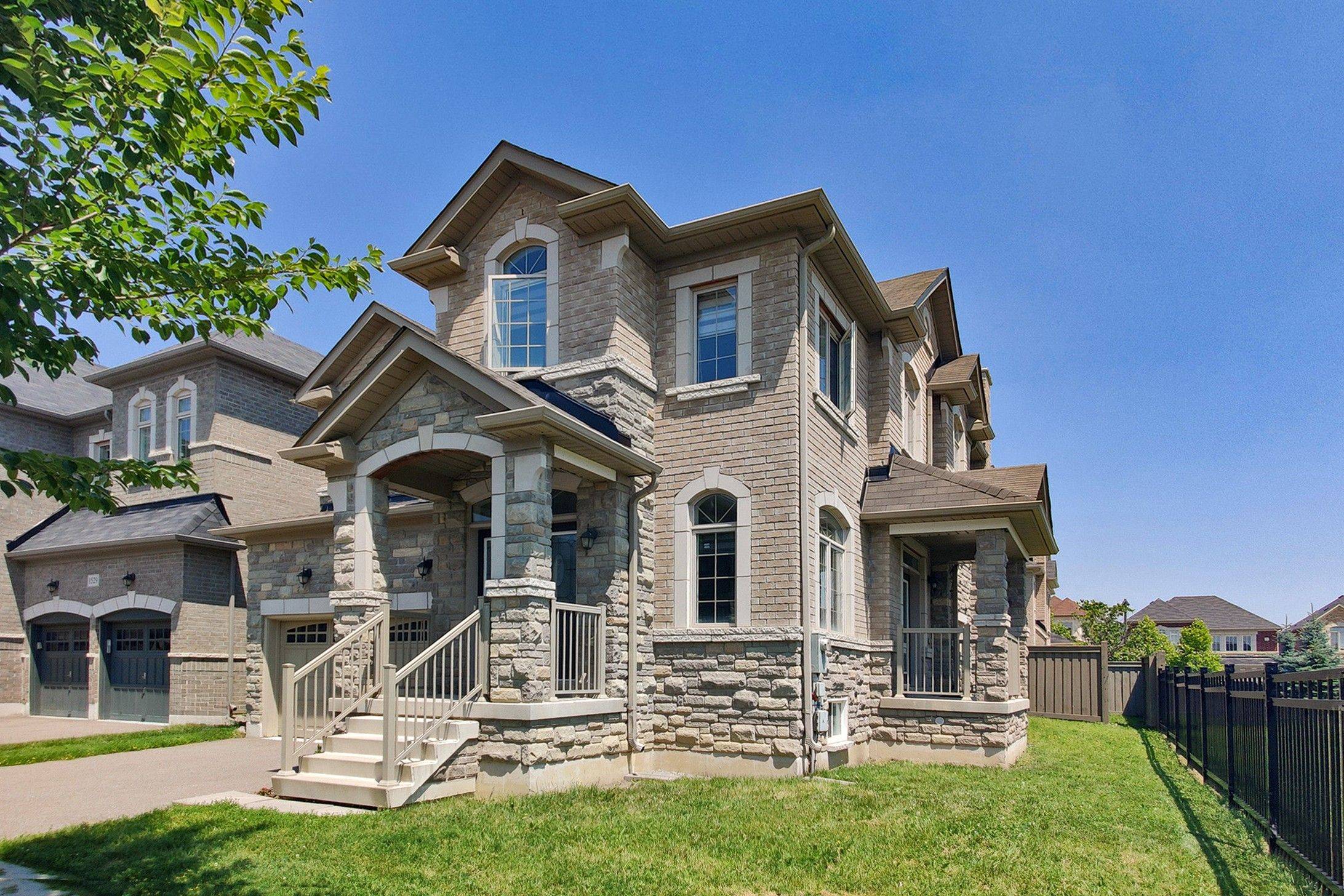 1533 Devine PT, Milton, ON L9E 1H6