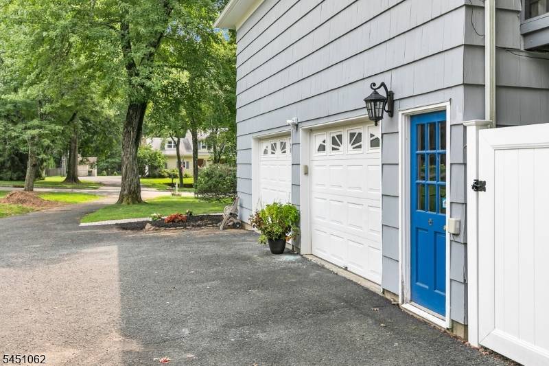 67 Kinnan Way, Bernards Twp., NJ 07920