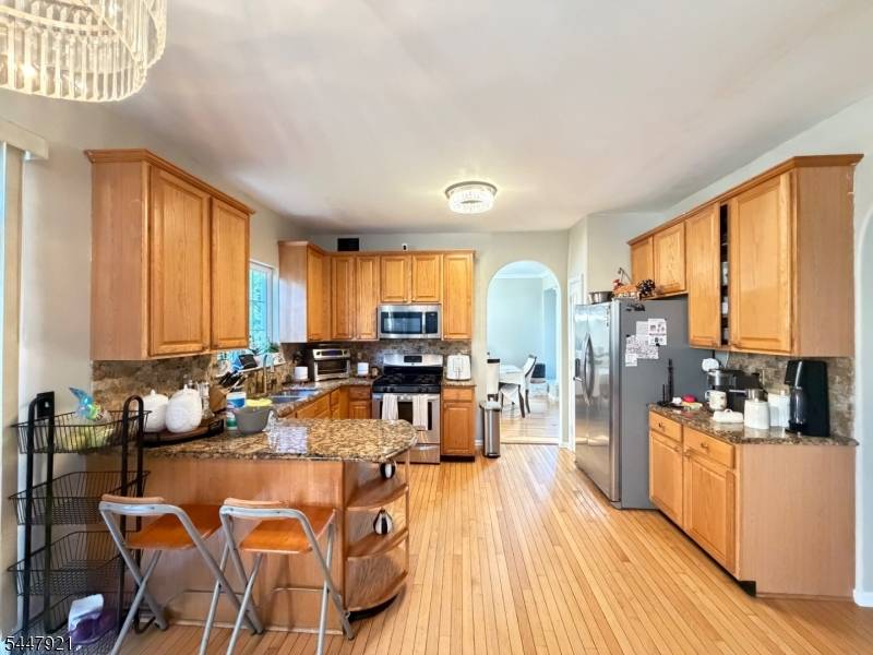 308 Stonehenge Dr, Lopatcong Twp., NJ 08865