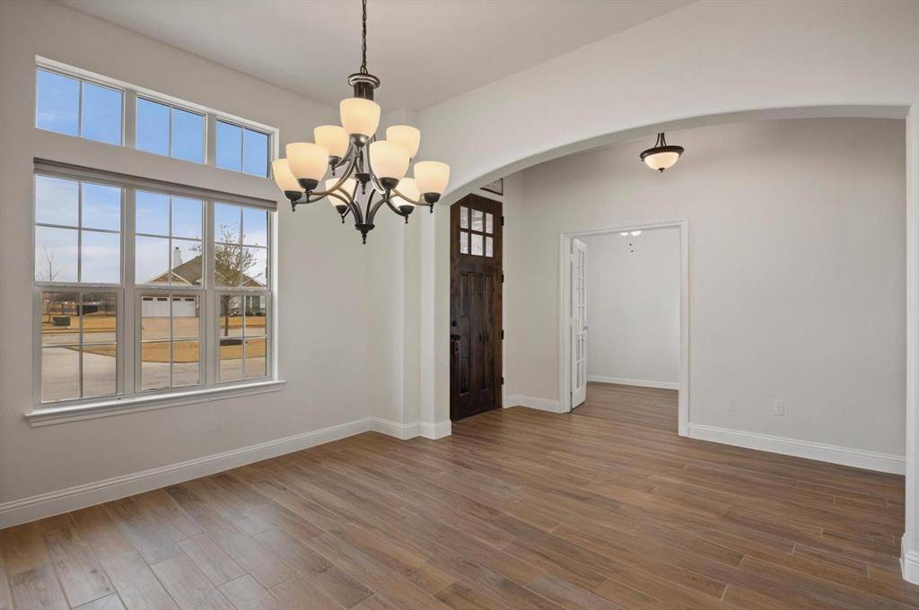 3165 Ferry Boat Lane, Granbury, TX 76049