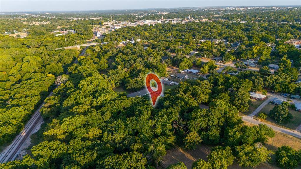 610 North Street, Weatherford, TX 76086