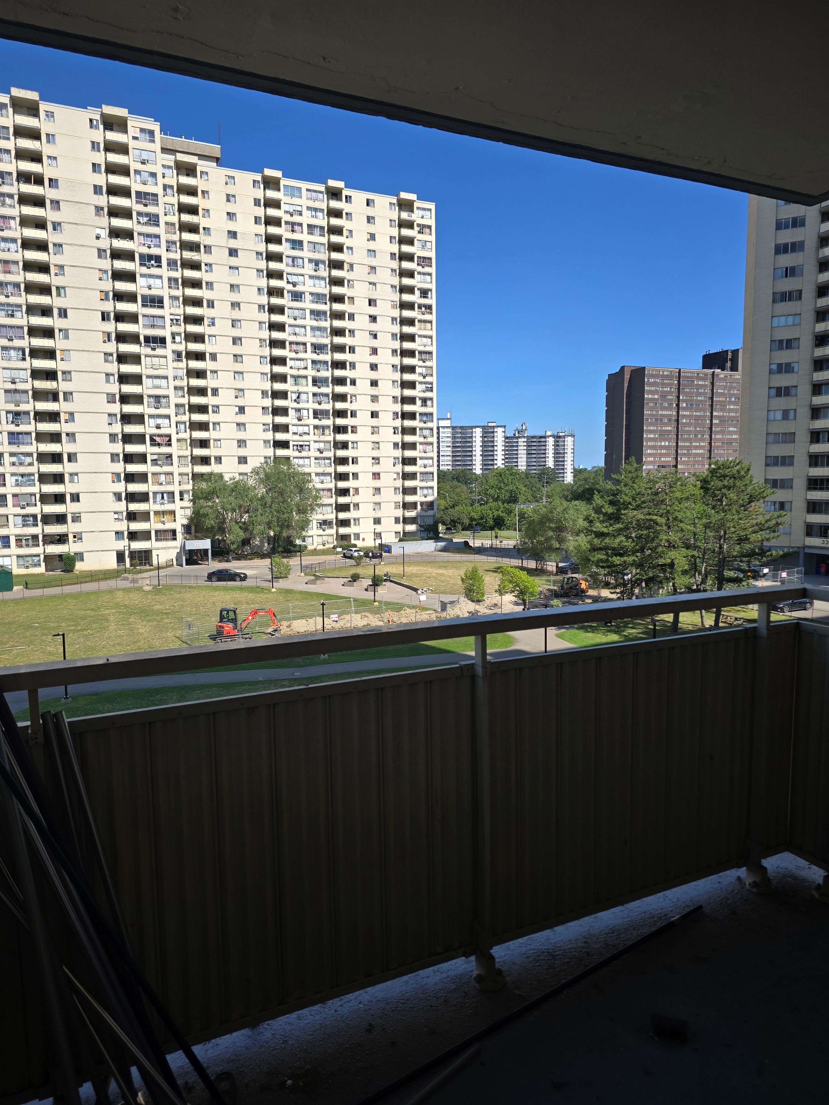 340 Dixon RD #504, Toronto W09, ON M9R 1T1