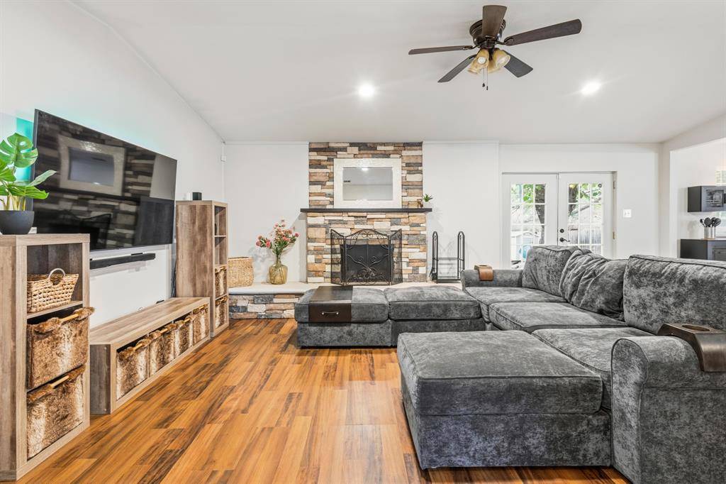 2804 Mintwood Place, Arlington, TX 76016