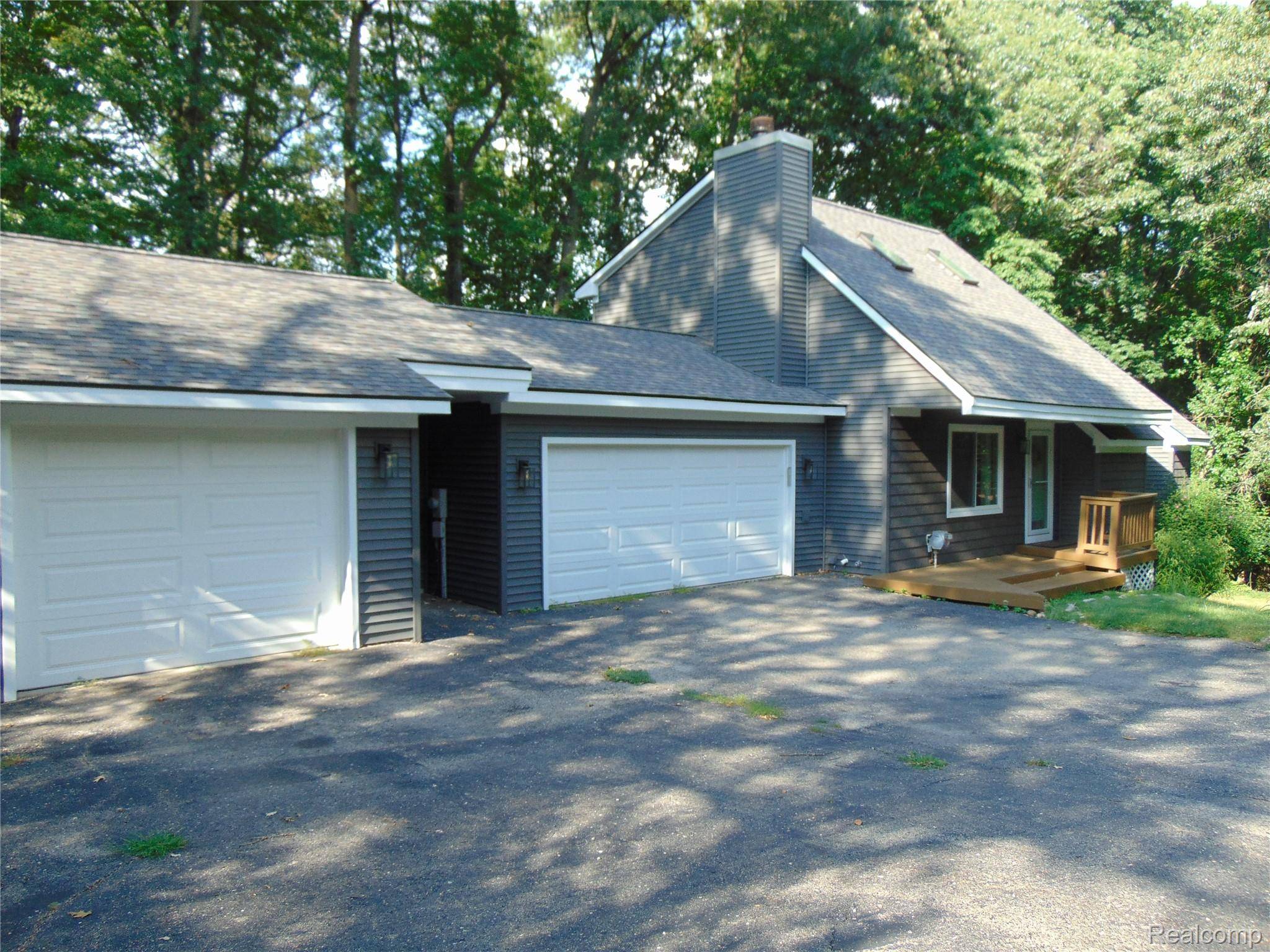 5096 Mohawk AVE, Independence Charter Township, MI 48348