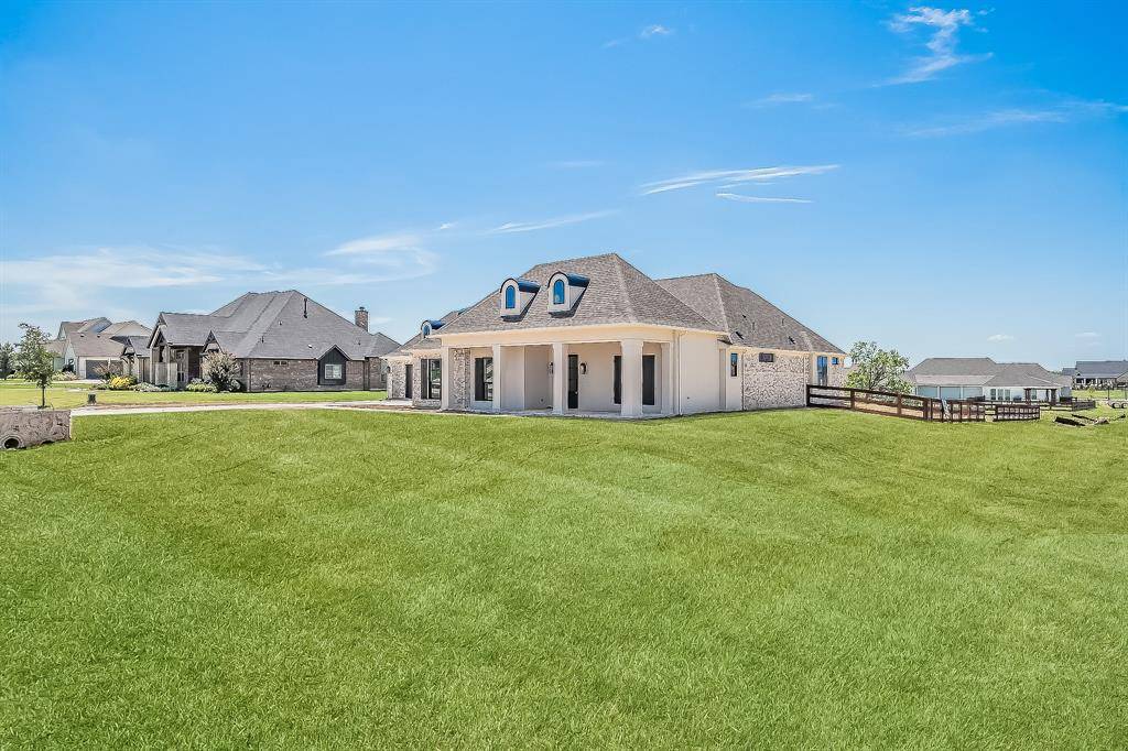 3333 Bridgegate Avenue, Northlake, TX 76247