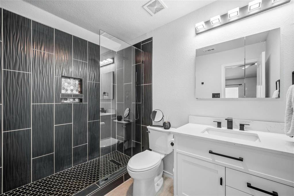 2105 Stoney Gorge, Fort Worth, TX 76177