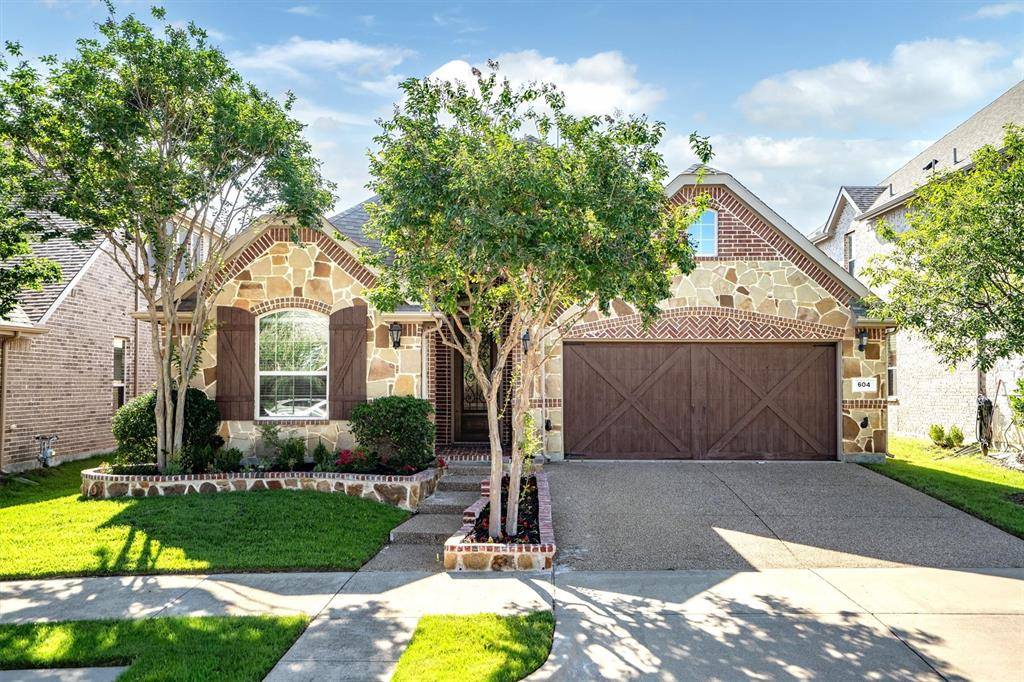604 Satinwood Lane, Euless, TX 76039